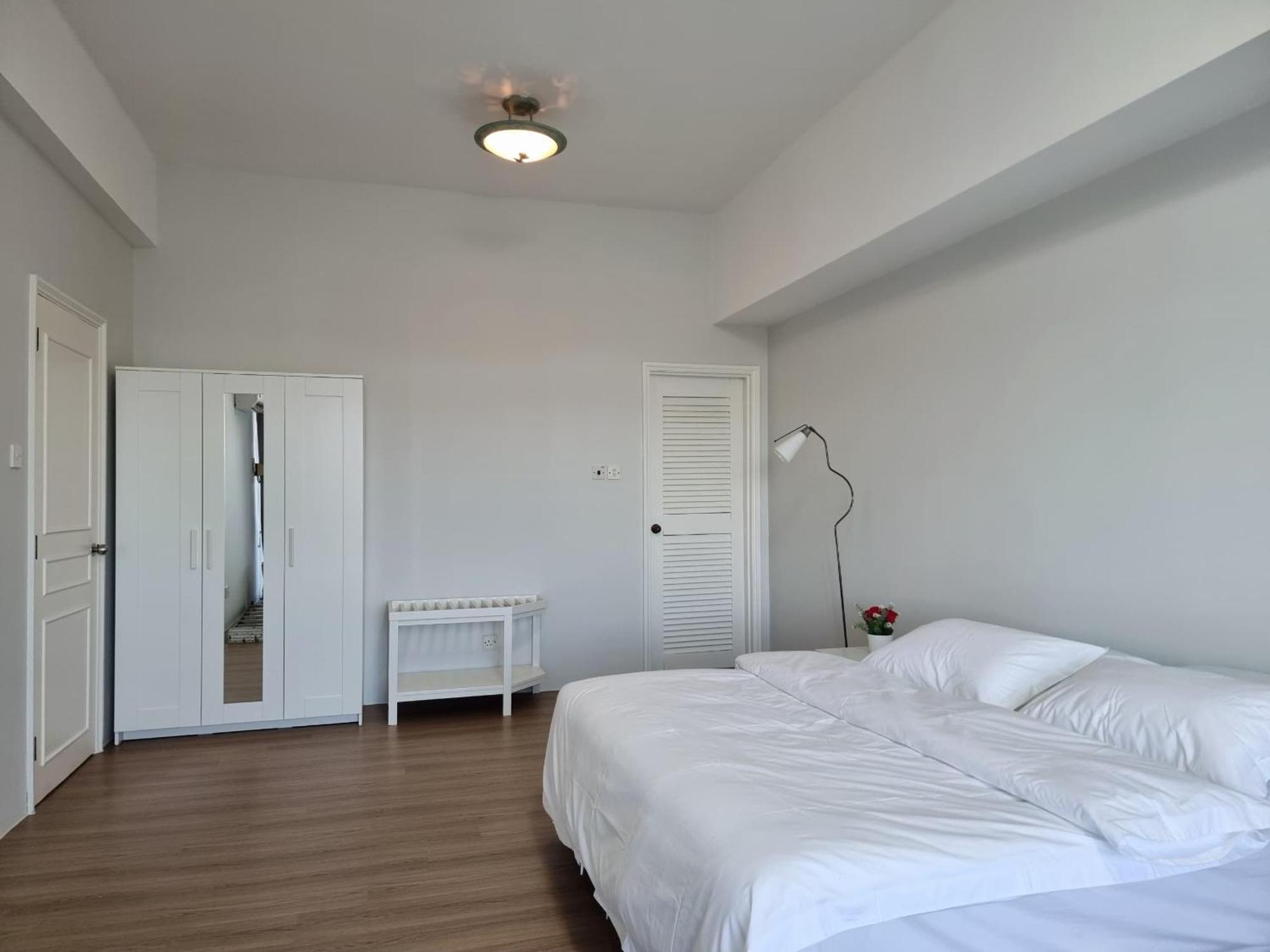 Cozzzy Hut Riverbank Suites Kuching With Spectacular River View 外观 照片